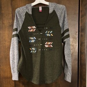 Green and Gray Raglan Cut Out Sweatshirt